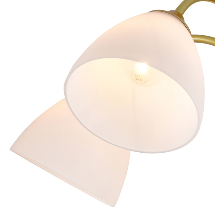 ES0000033 Escada