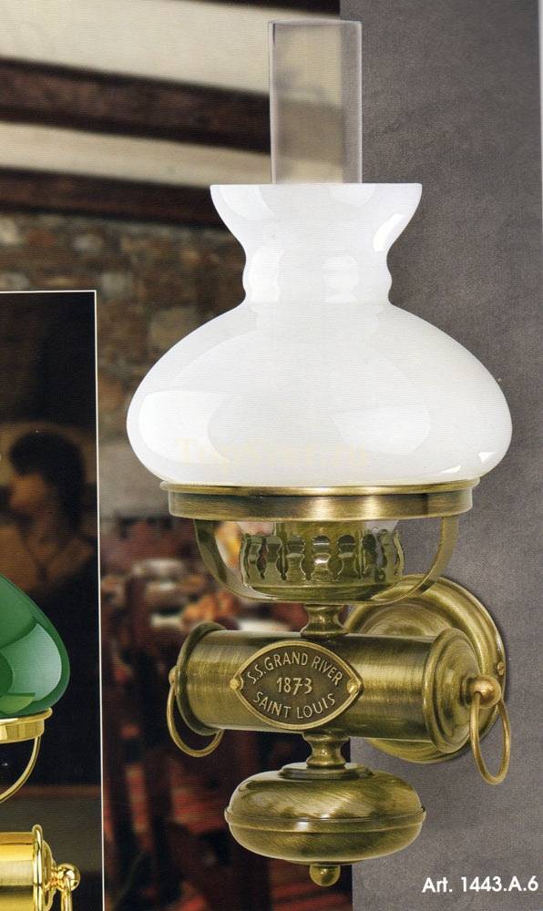 1443 A.6. Moretti Luce