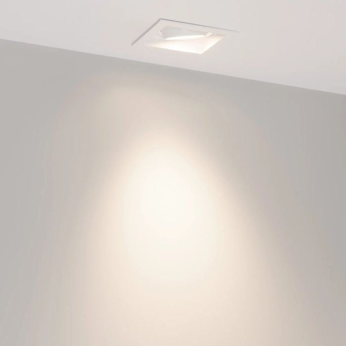 057915 Arlight