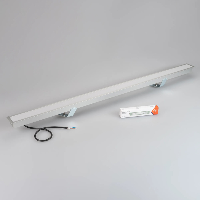 056476 Arlight