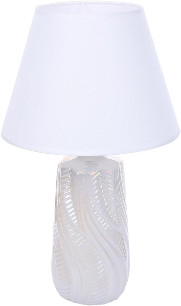 8211/1T Lumion