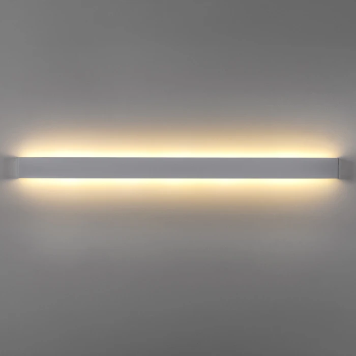 810546CCT Lightstar