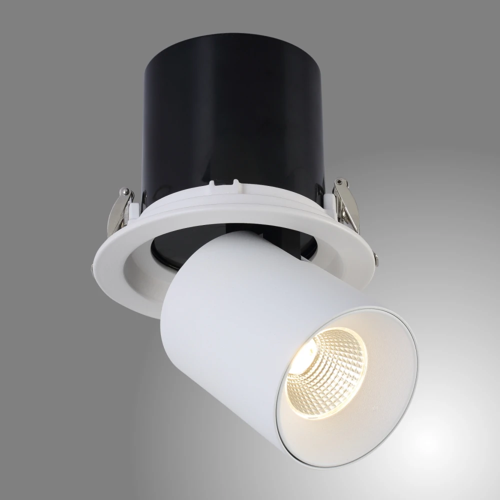 CLT 042C130 WH Crystal Lux