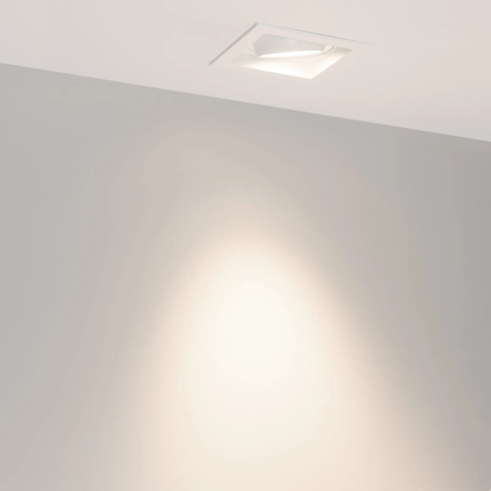 057919 Arlight