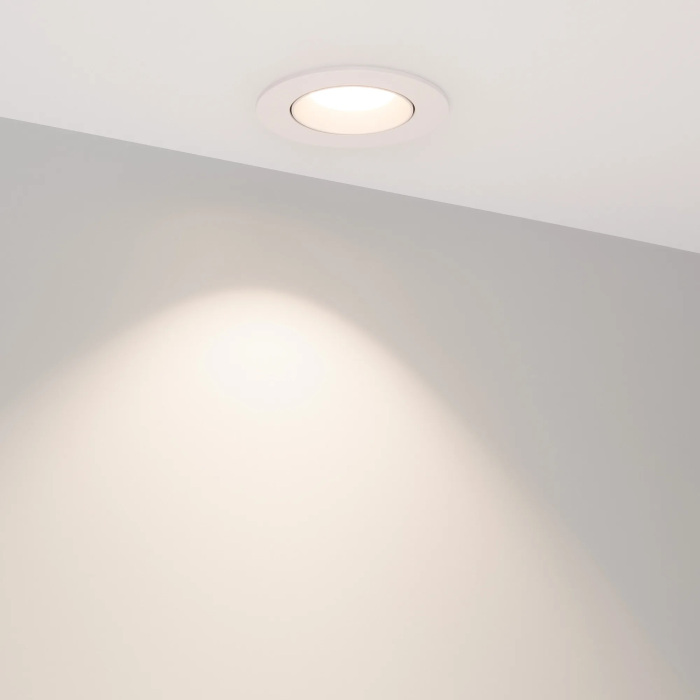 039067 Arlight