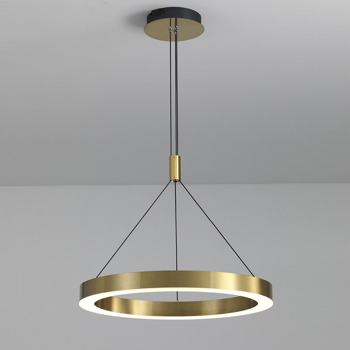 P0516-600A titanium gold Delight Collection