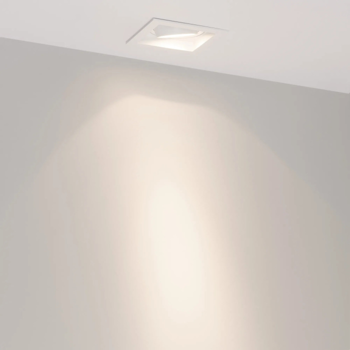 057913 Arlight
