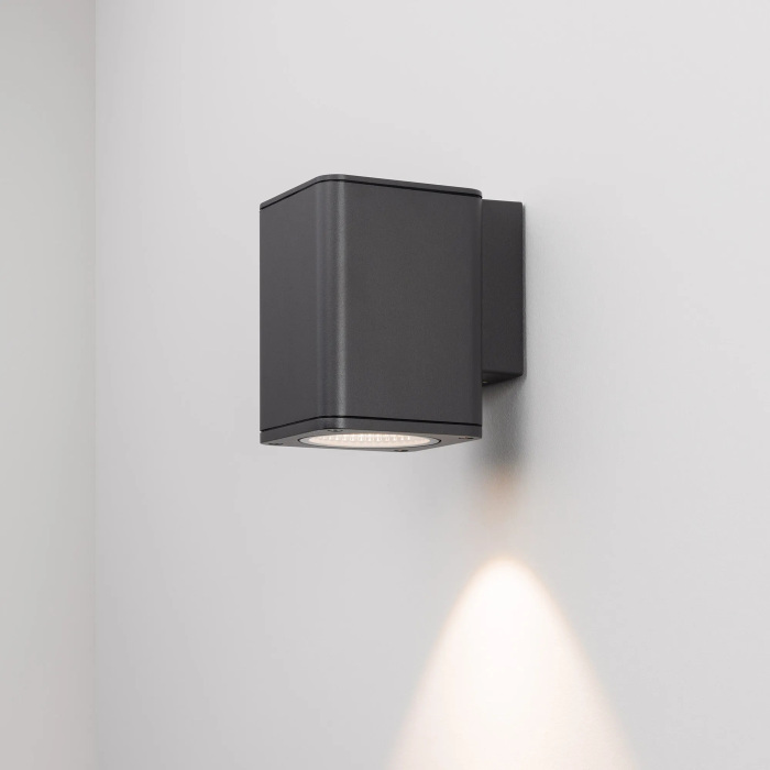 046193 Arlight