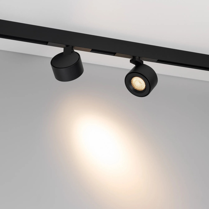 047143 Arlight