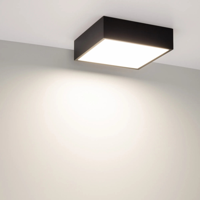 045697 Arlight