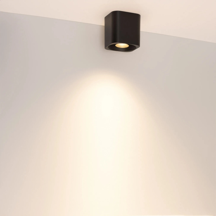 055747 Arlight