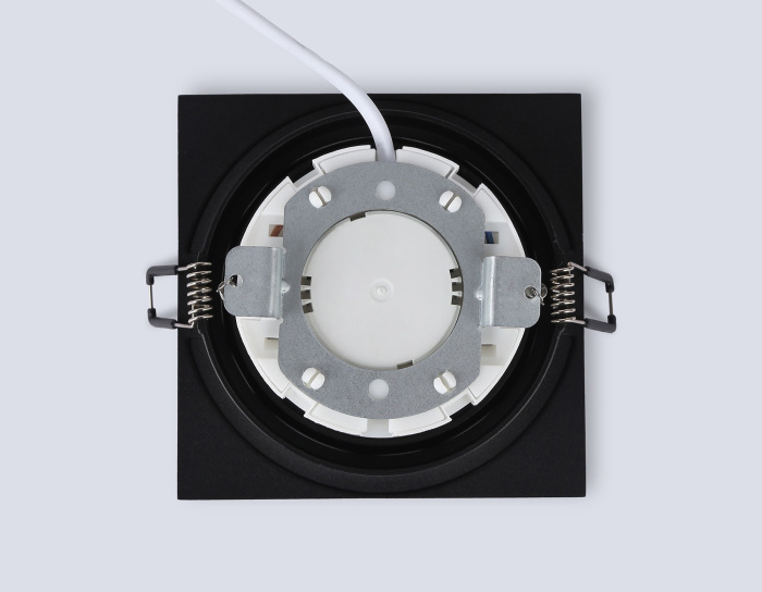 TN6609 Ambrella