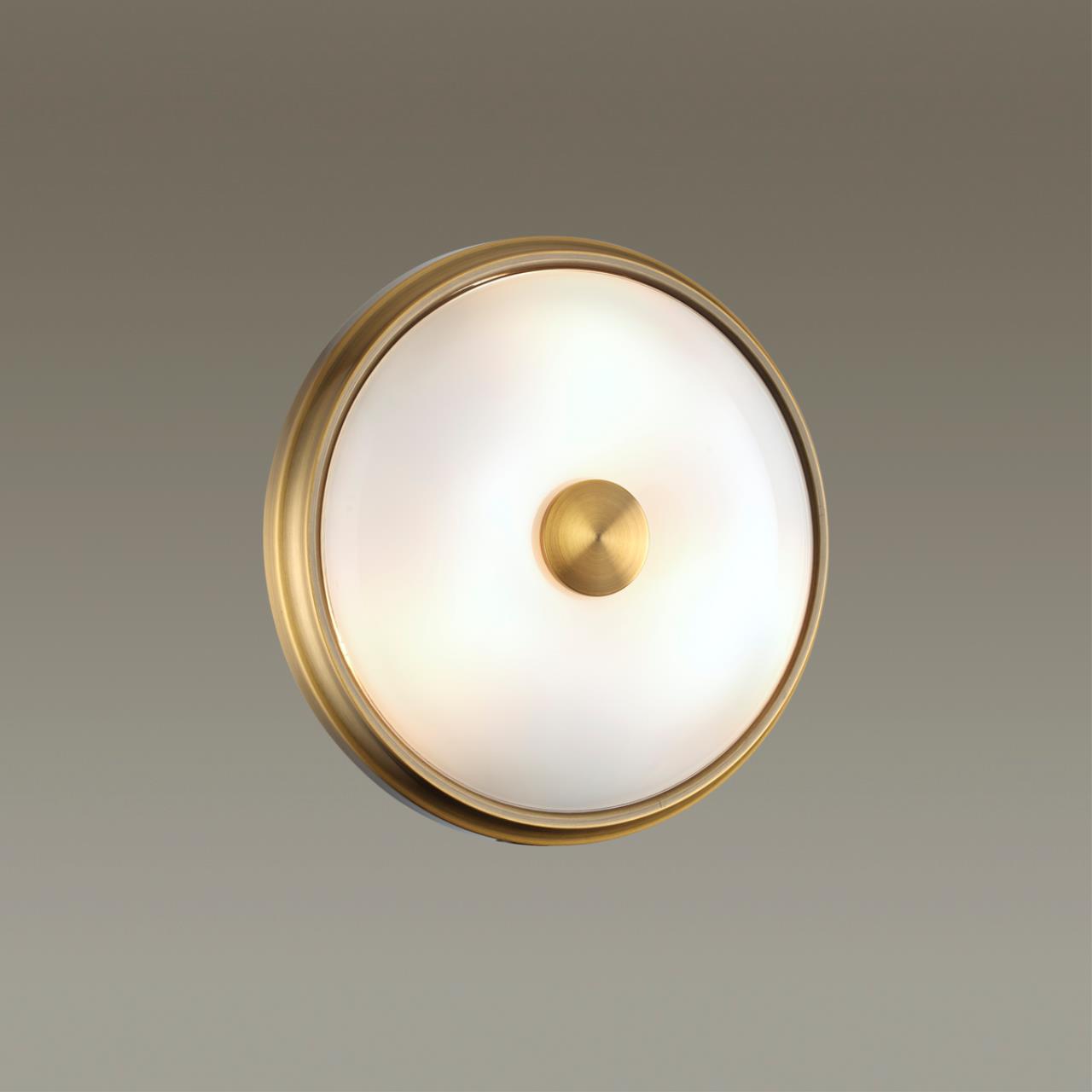 4956/2 Odeon Light