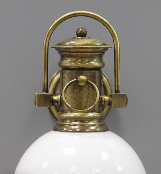 1105 A.6 Moretti Luce