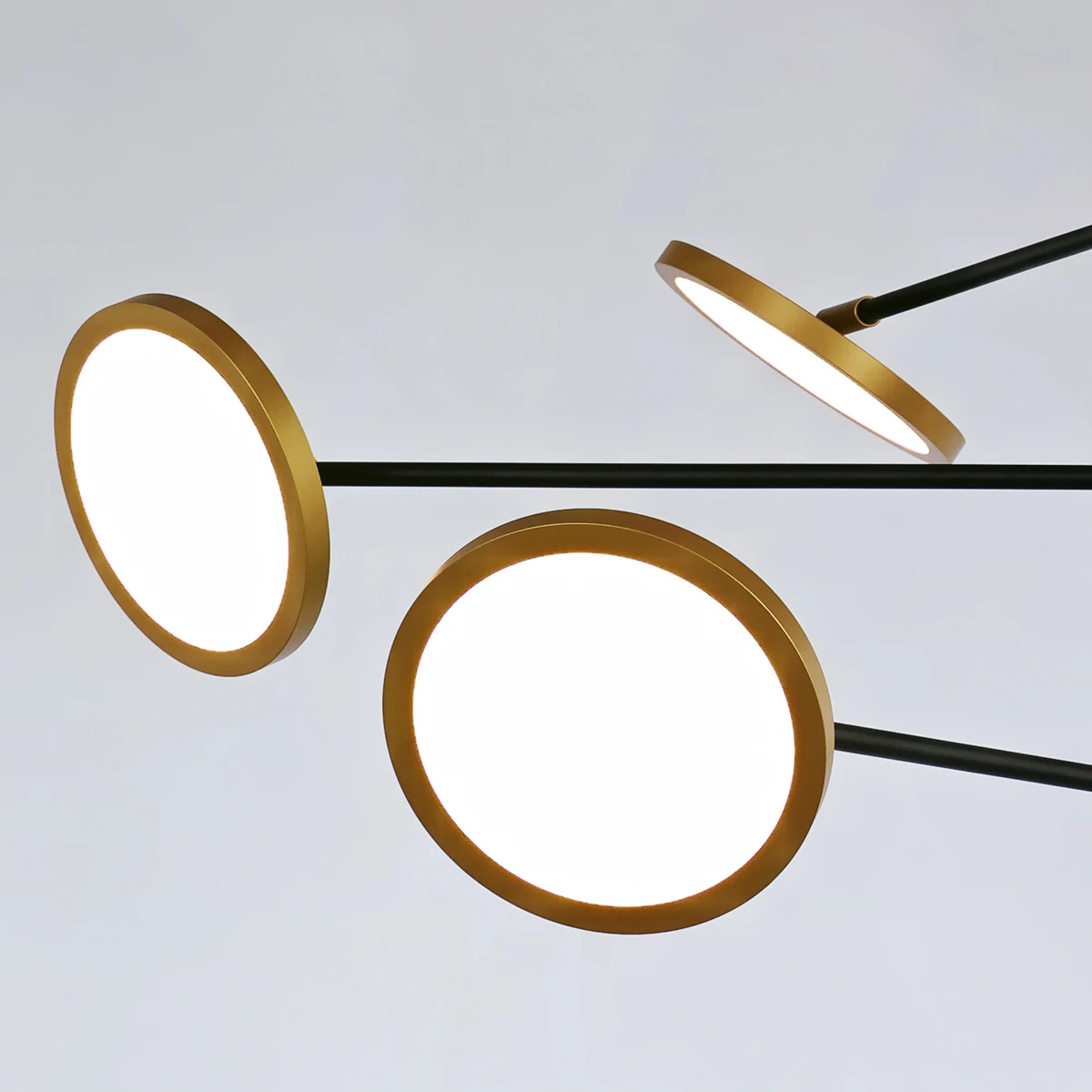 MD19001002-6A black/gold Delight Collection