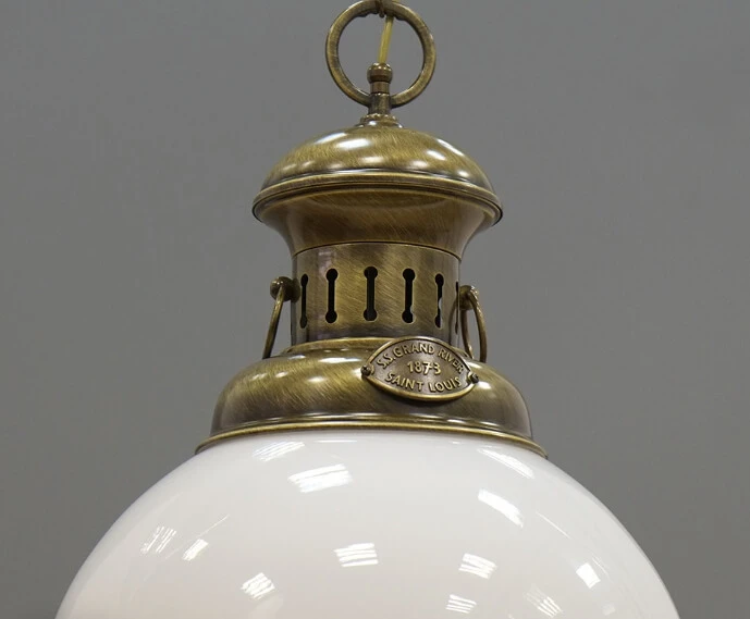 1013 .A 6 Moretti Luce
