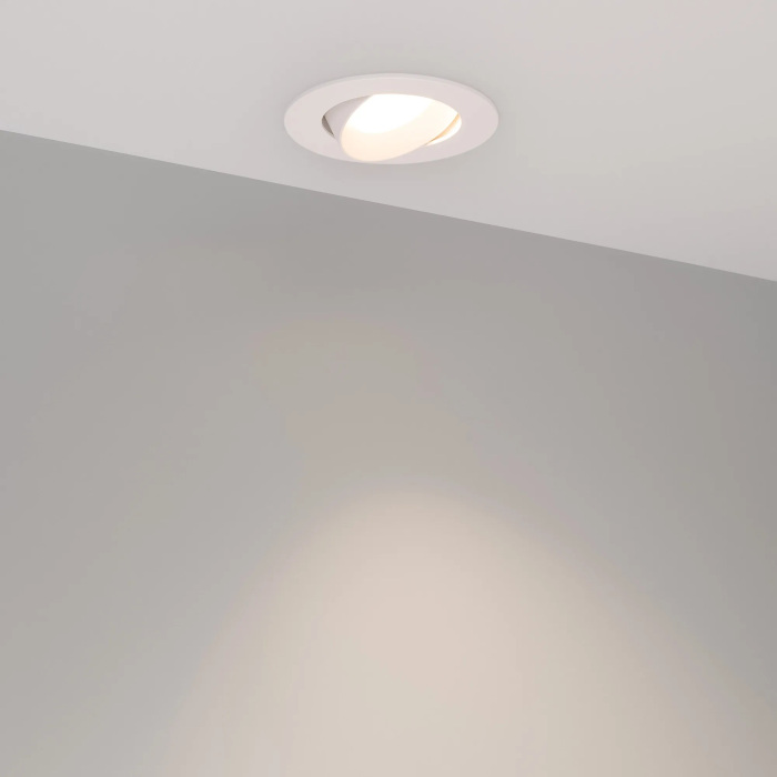 039067 Arlight