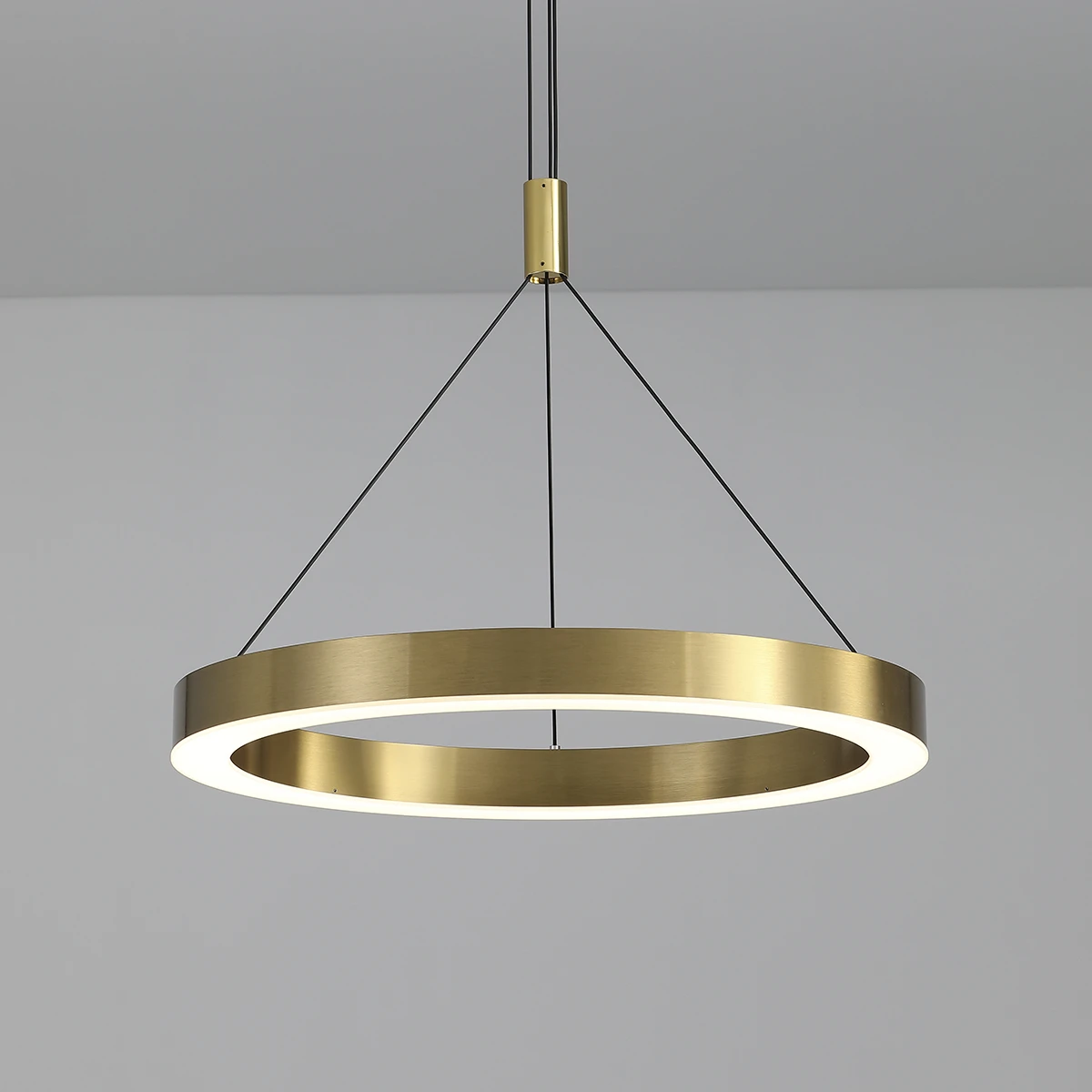 P0516-600A titanium gold Delight Collection