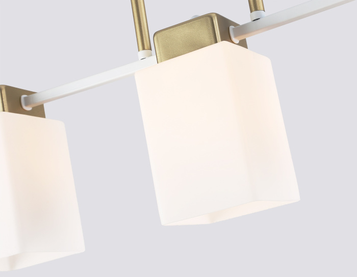 TR303045 Ambrella